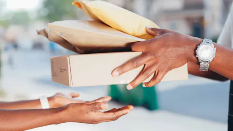 15 Ways to Beat Last Mile Communication Challenges